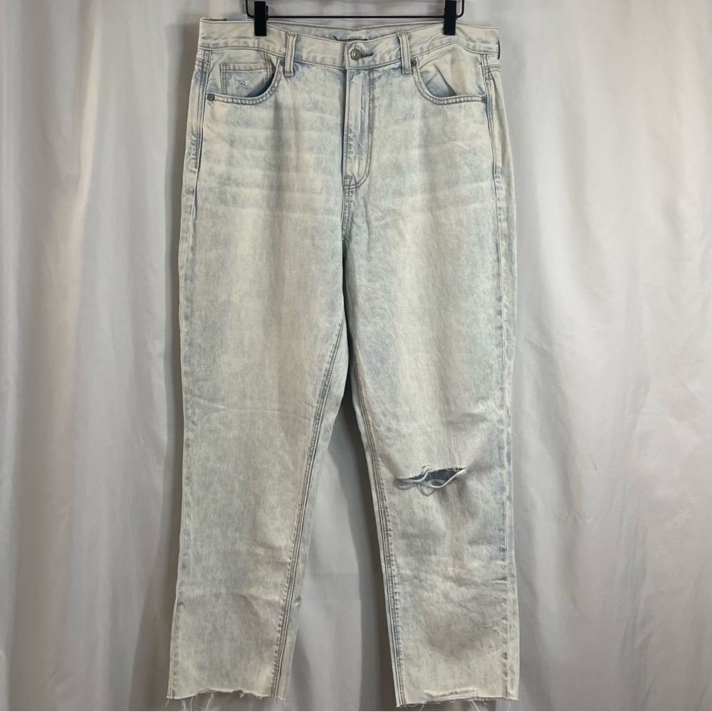 🪐American Eagle mom jeans